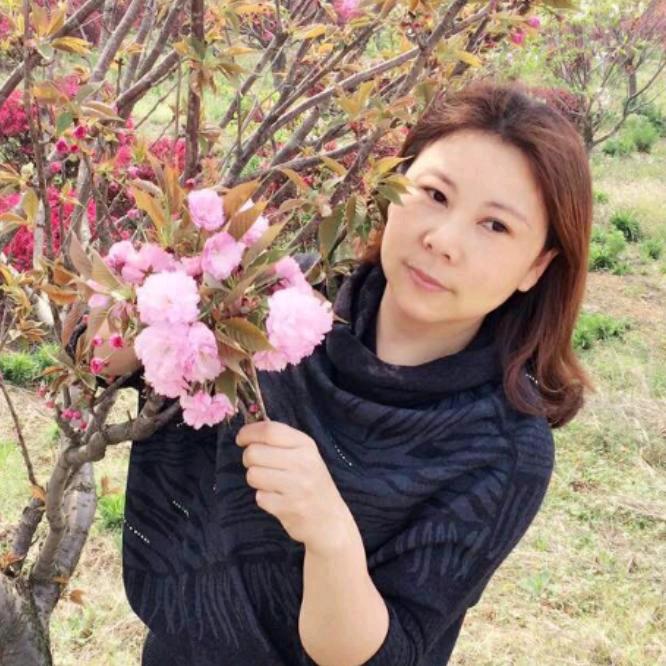 天使卢姐姐