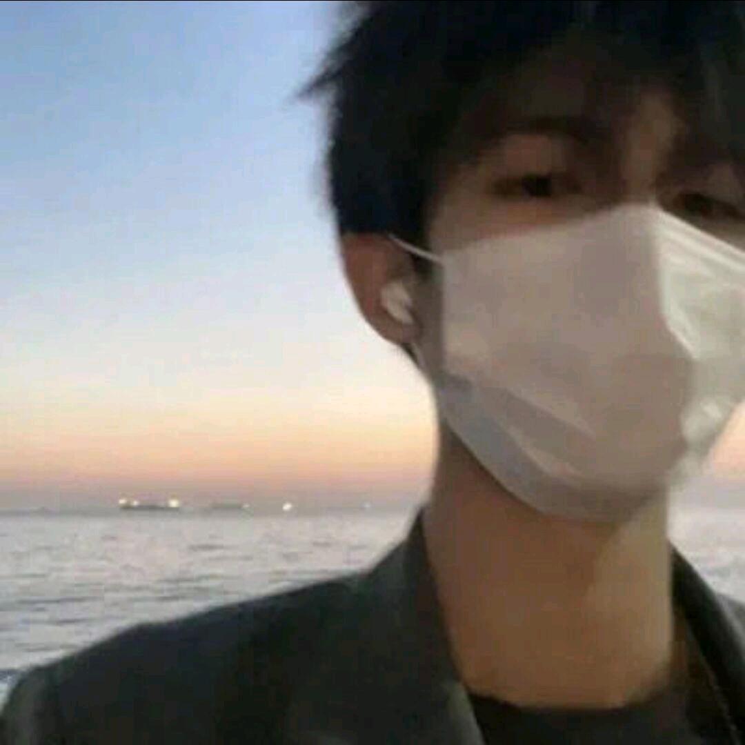 靓仔。