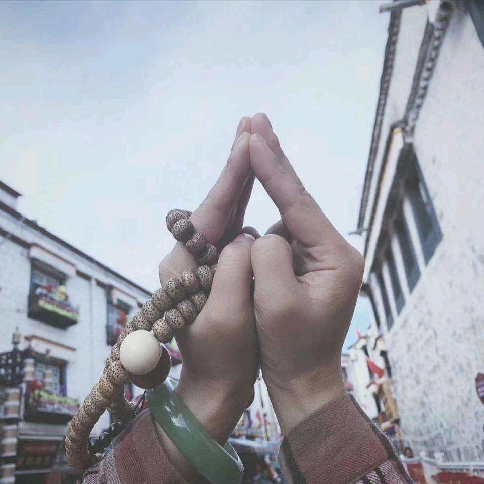左耳👊  ✊