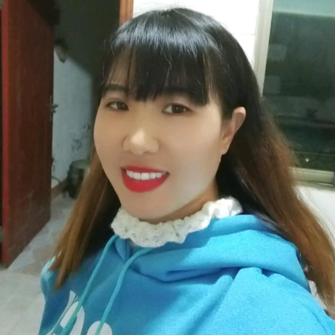 红梅傲雪