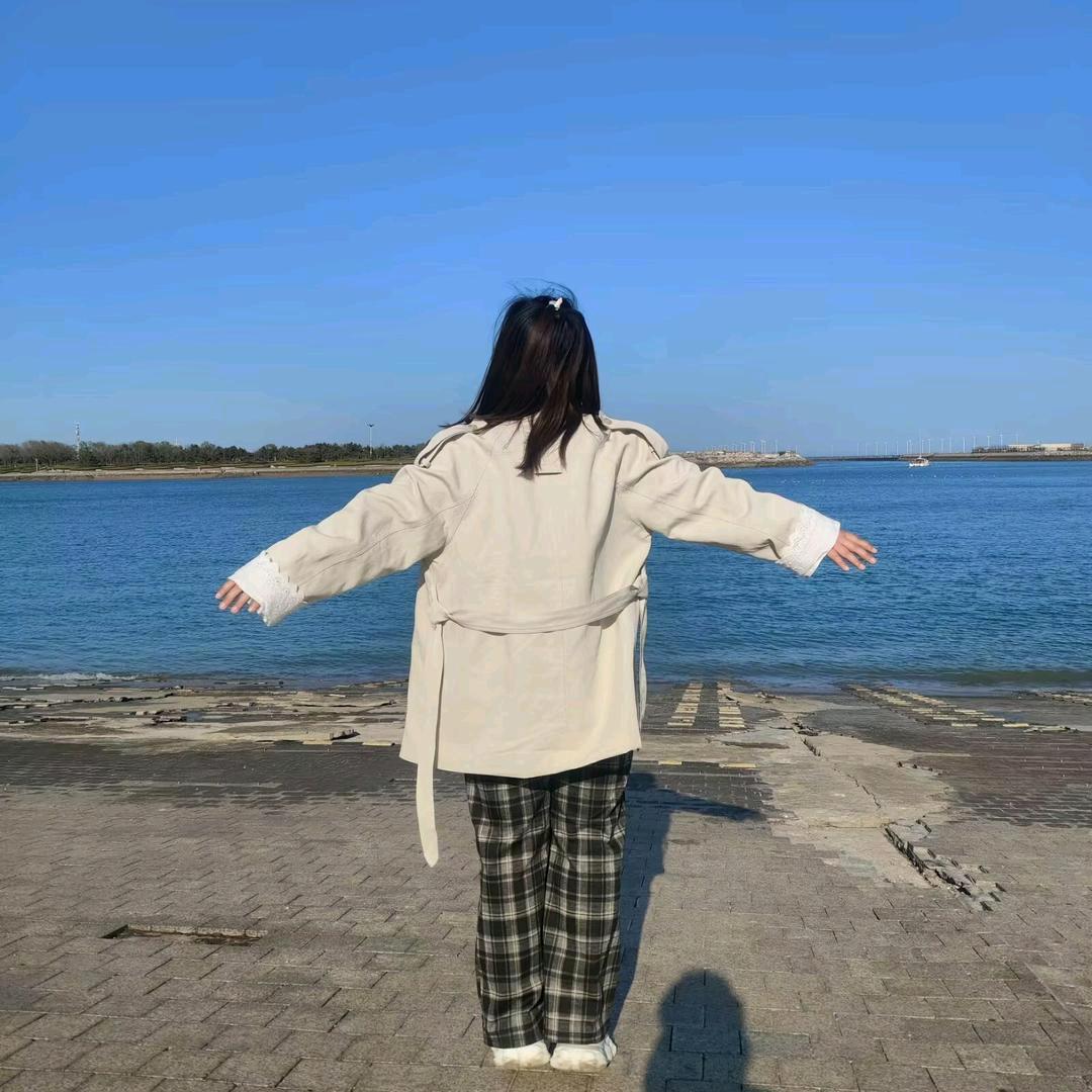 小小月