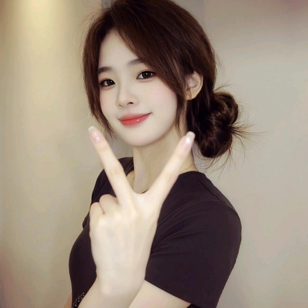 “ℳ₯㎕黄小姐ꦿૢ⁵²⁰”