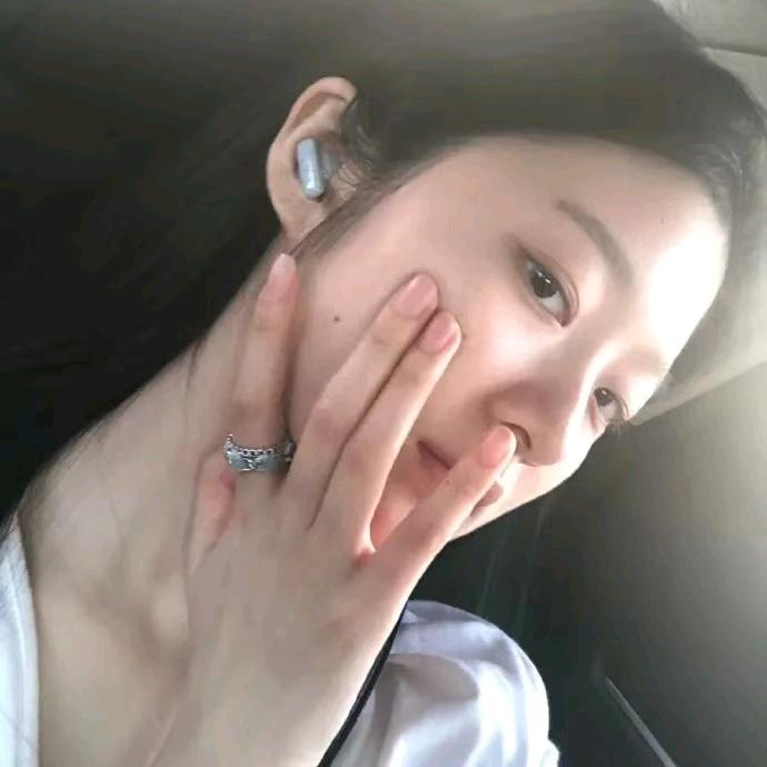 噼里啪啦的婷～