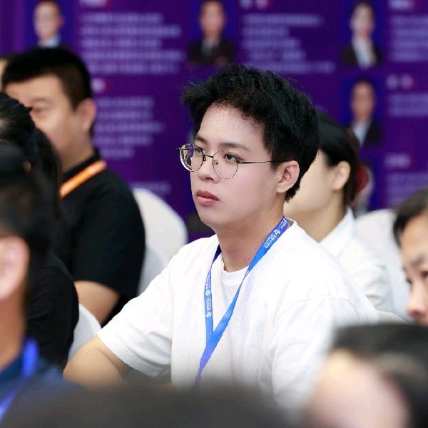 钧天国际｜徐老师