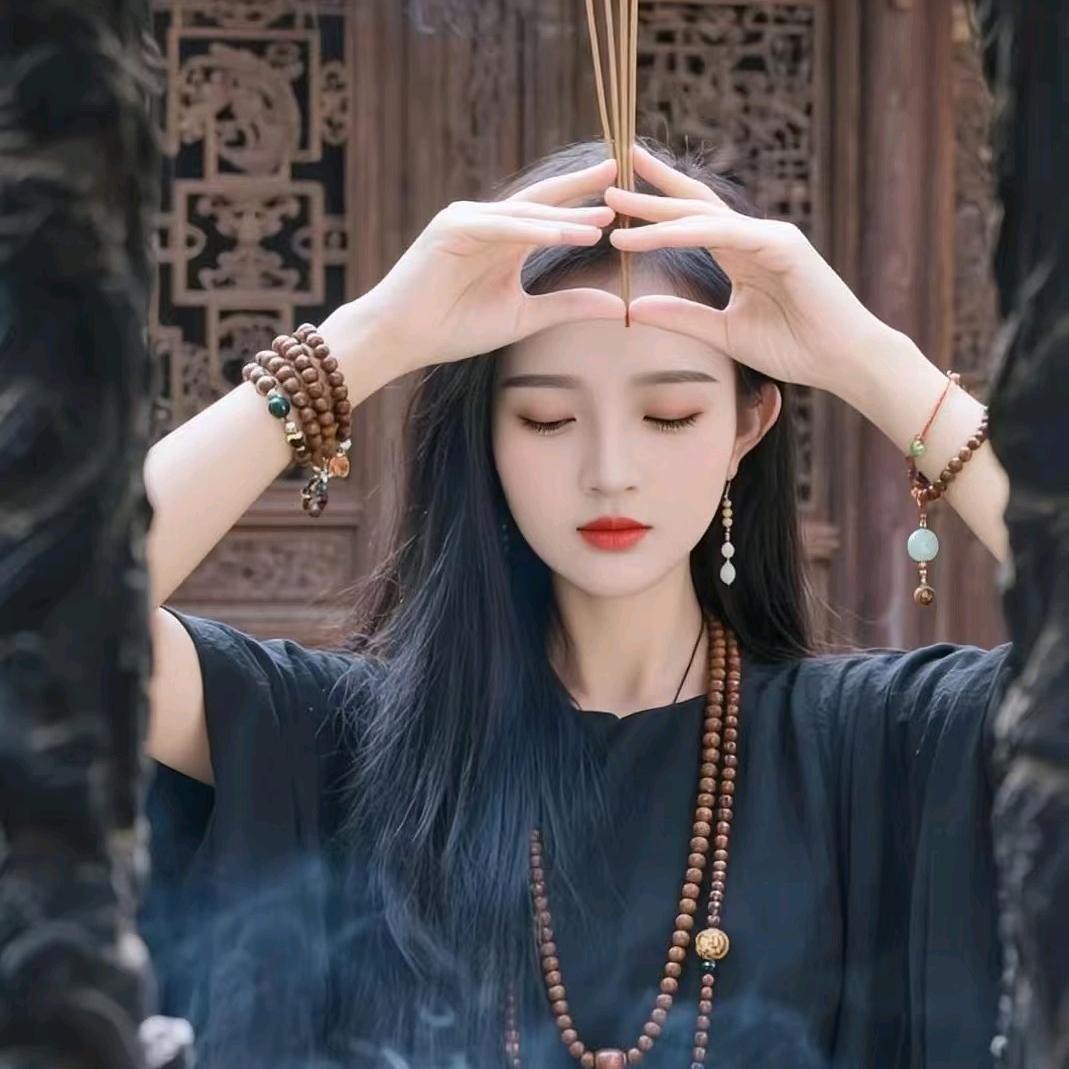 六月👑