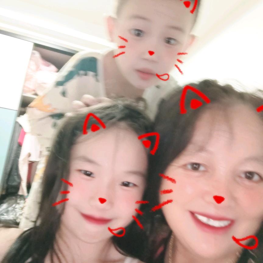 凤凤、贝贝和杰杰🎊🍓