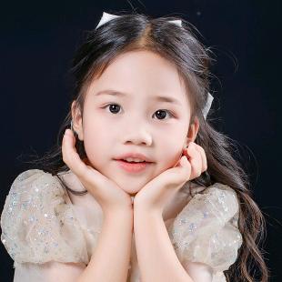 伍杨羽瑶