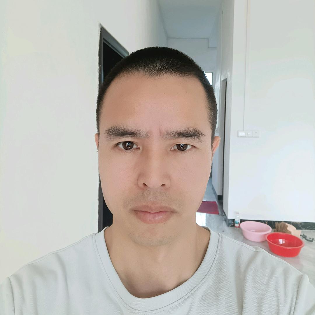 吴东雷