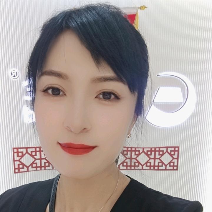 王静中国黄金(九原万达店)