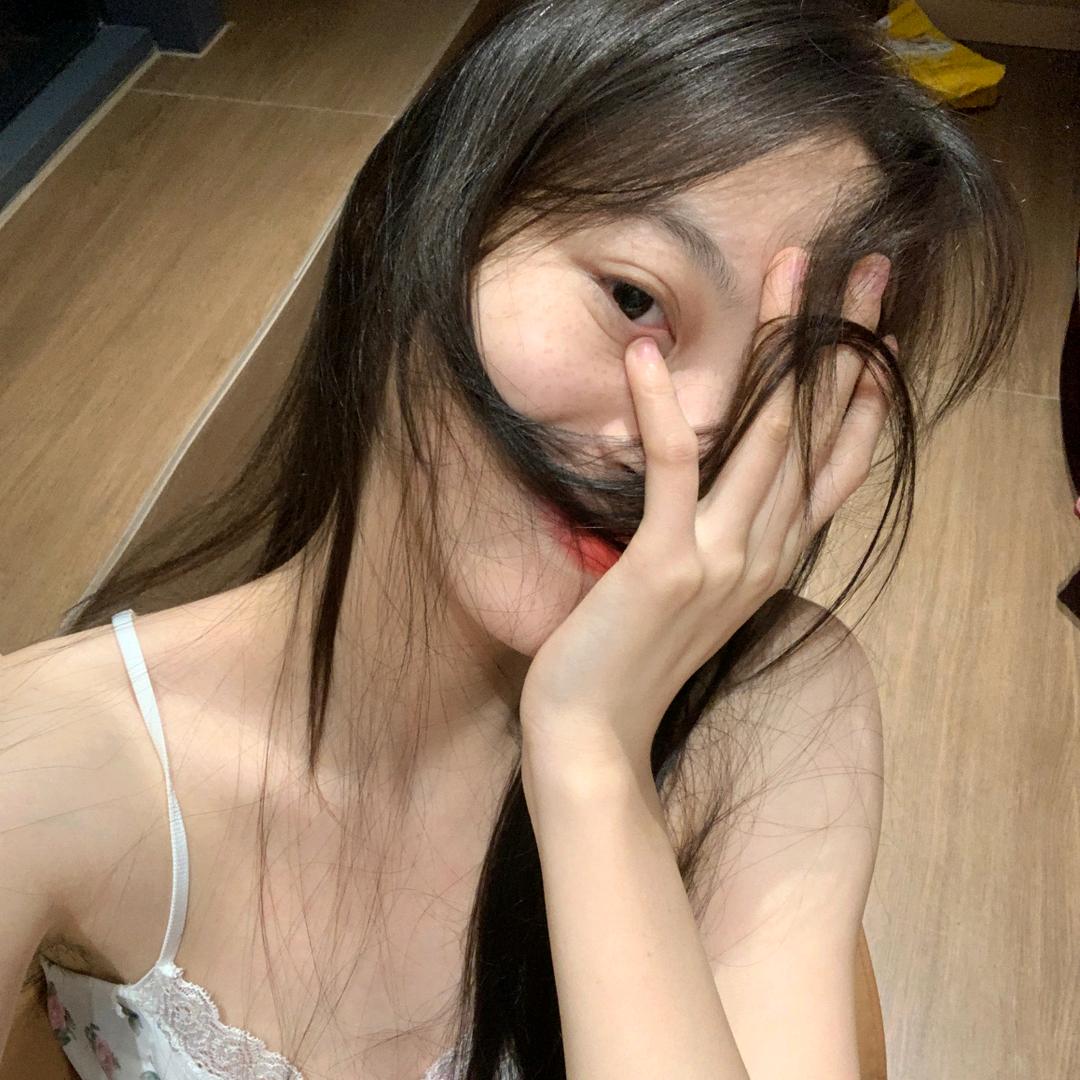 萧萧爱吃辣