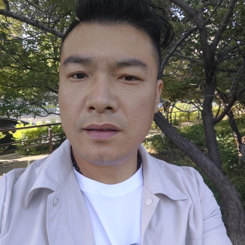 爱唱波哥🎤🎤🌹
