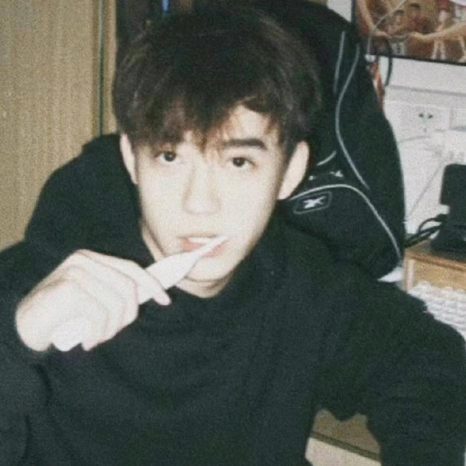 我一天喝八瓶可乐