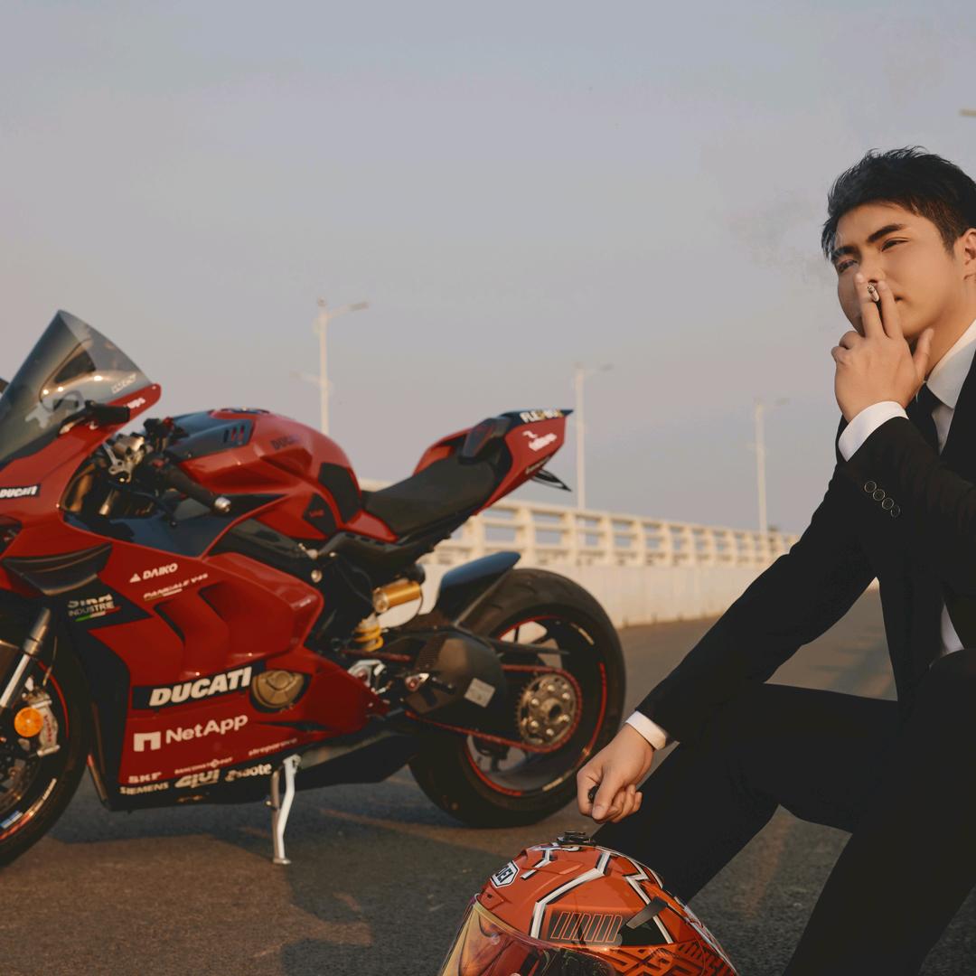 🌈🏍不会压弯的树懒