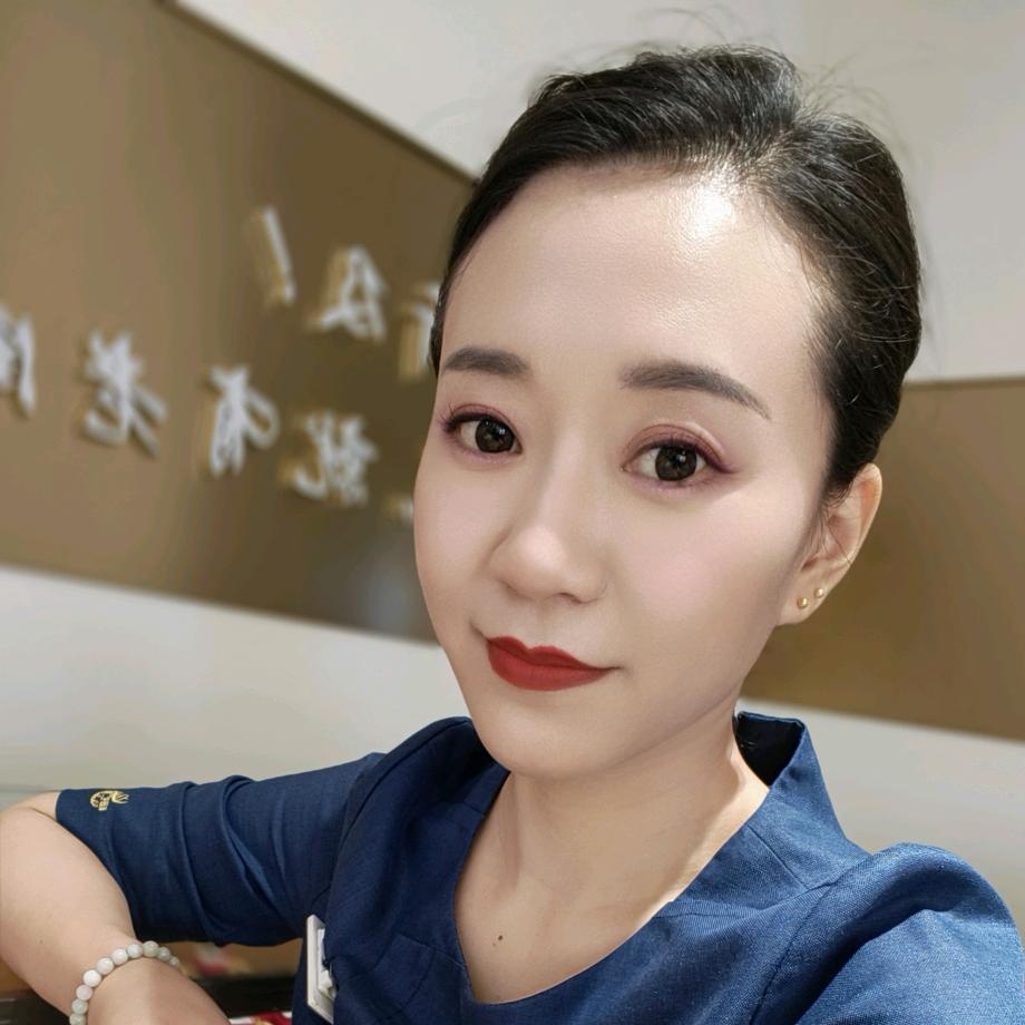 LFX绵阳珠宝搭配师刘颖