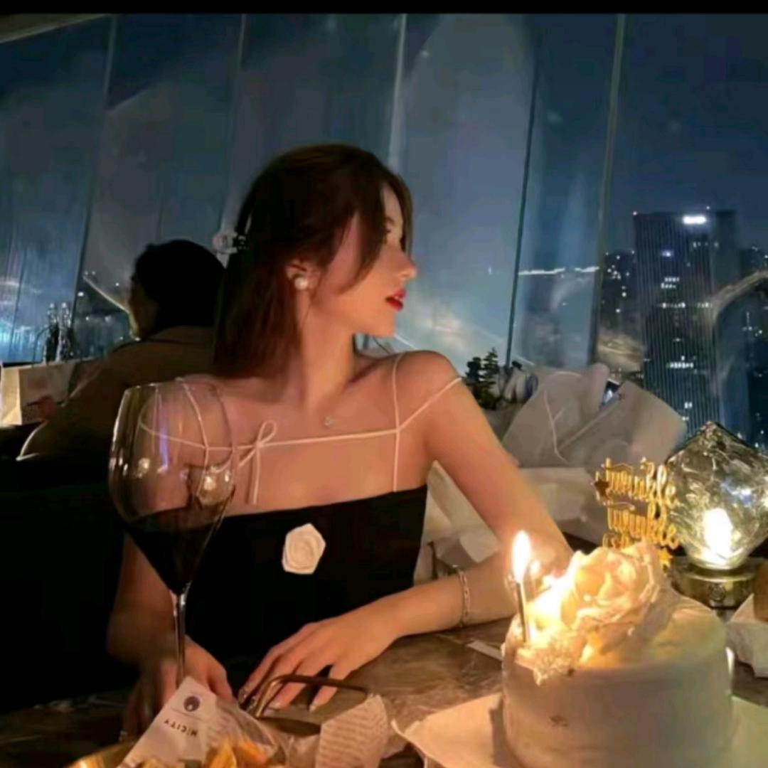 董董董小姐.返场爆款店