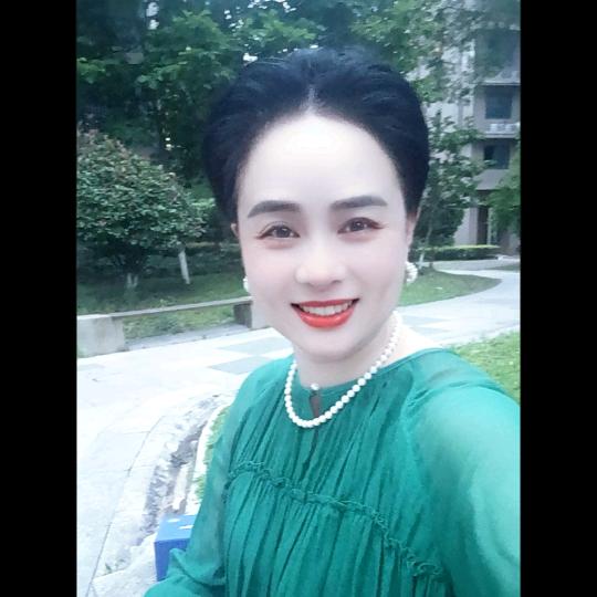 张美华