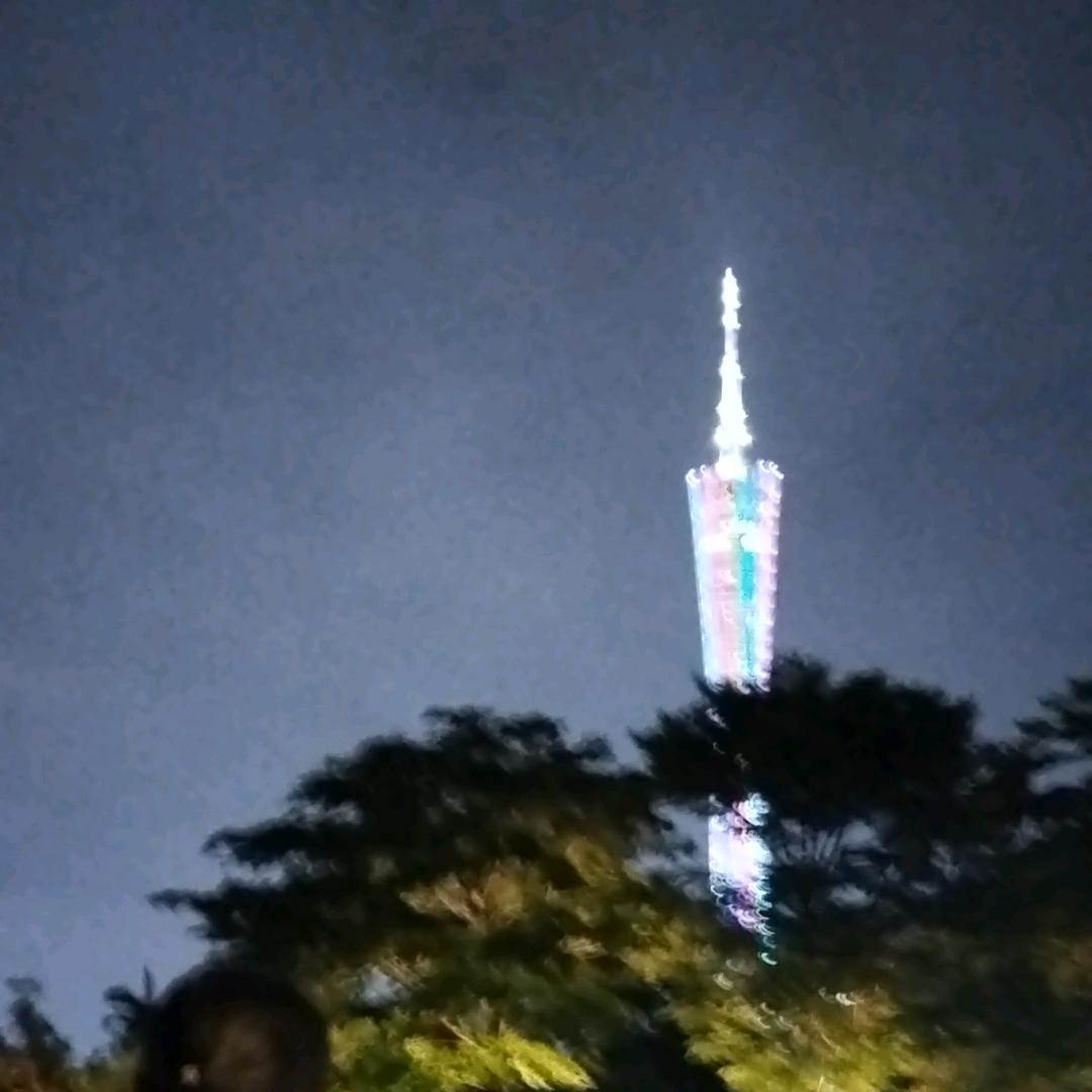 七月儿