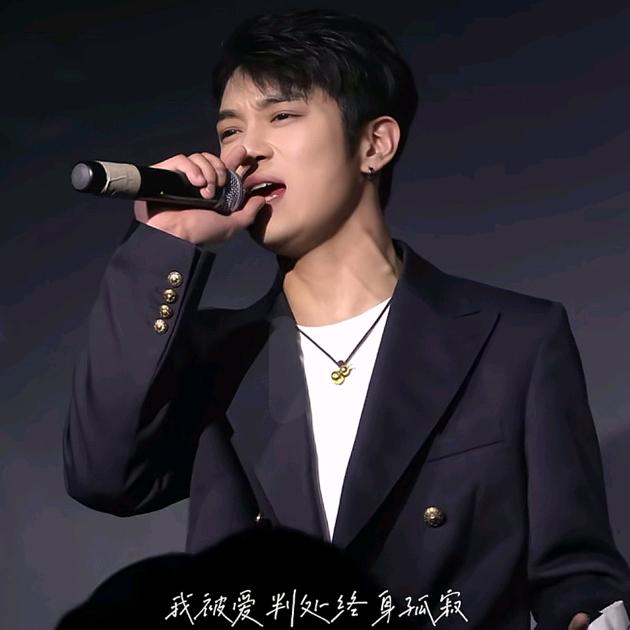 এ故事缺酒໌ᮨ🚬也缺你🍶དྷ༗࿐