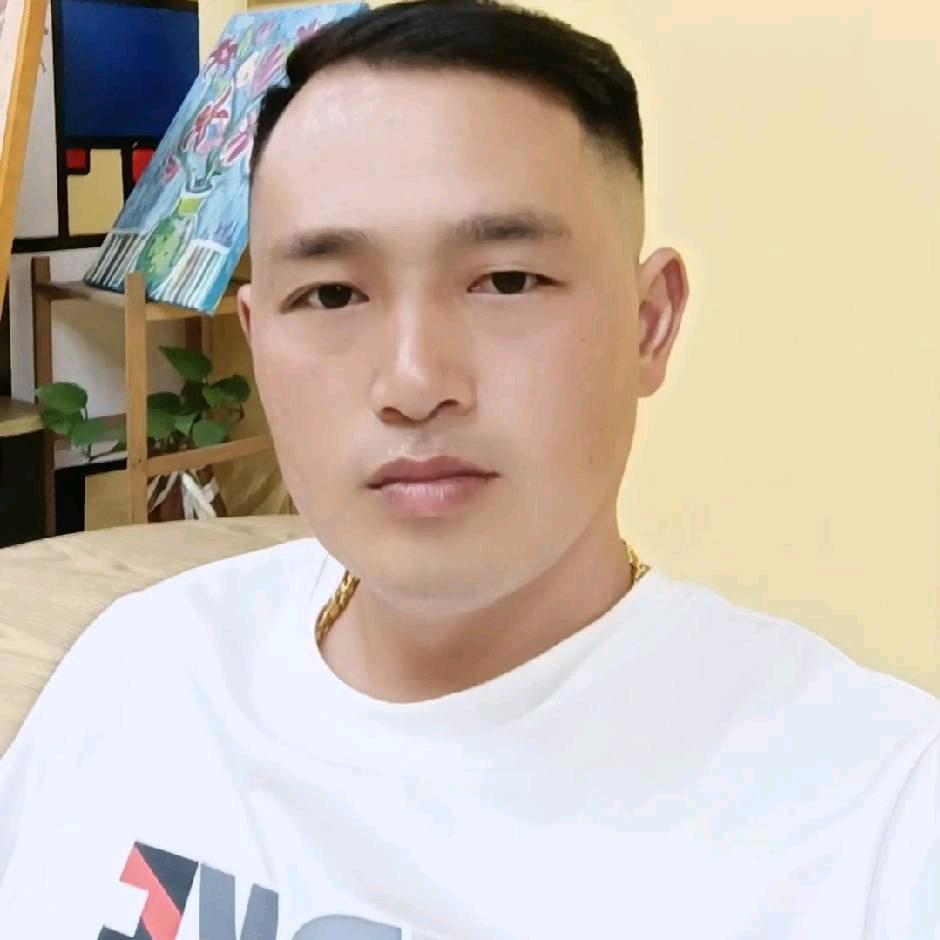 榴莲代采丶胡总
