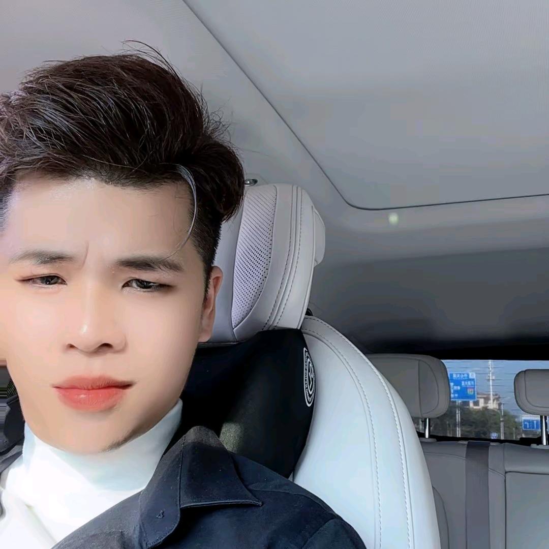 𝒪𝓊𝓉𝓈𝒾𝒹𝑒𝓇起点༇