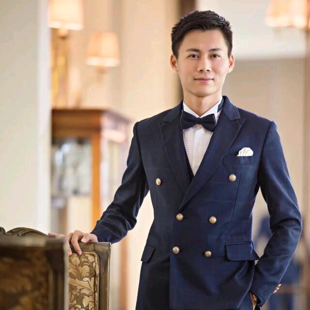 世间五彩我执纯白