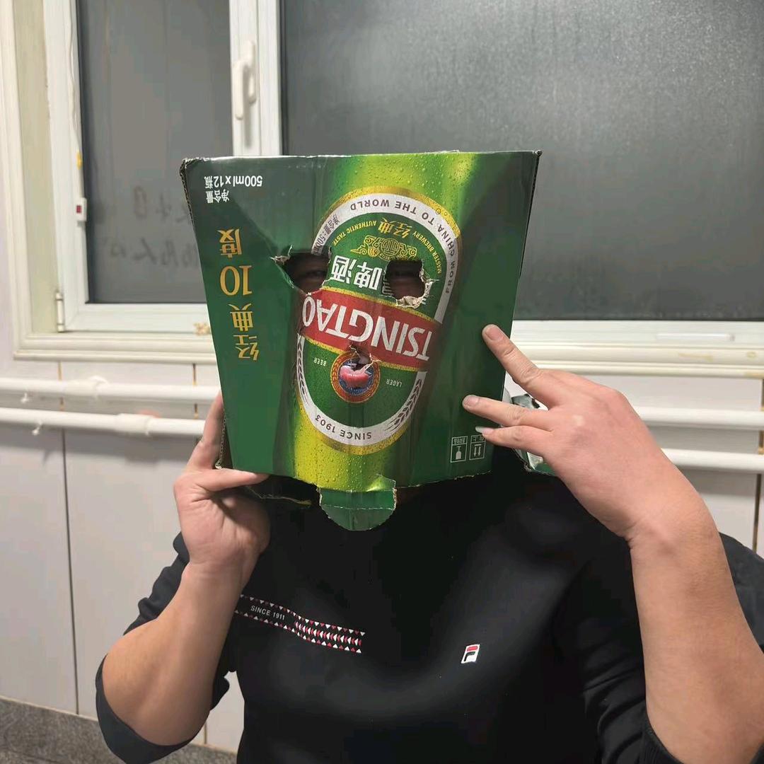 玩，挖掘机的男人