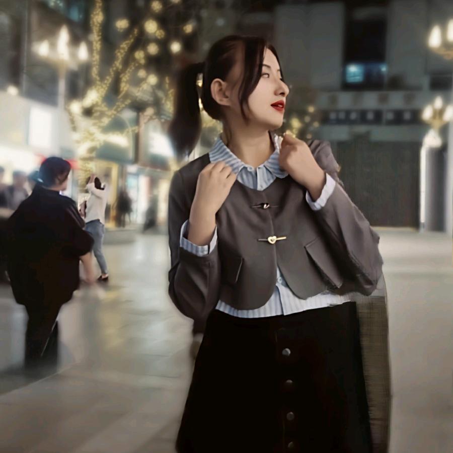 夏雨荷