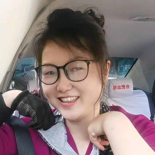 开出租车小老婶😜