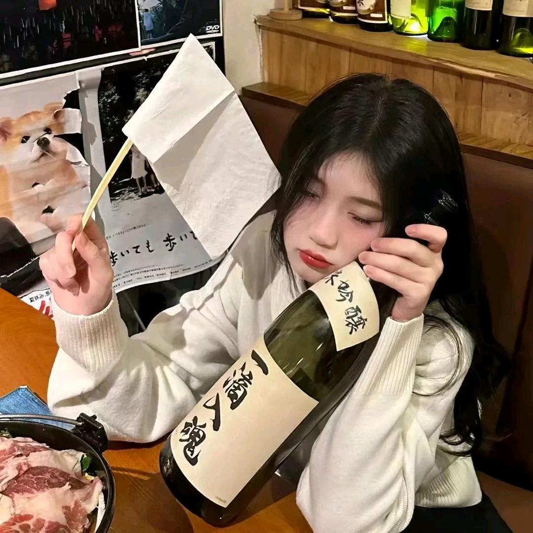 ℋᵅᵖᵖᵞ♡ᵕ̈……