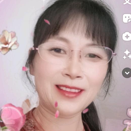 梁姐顺兴草莓园