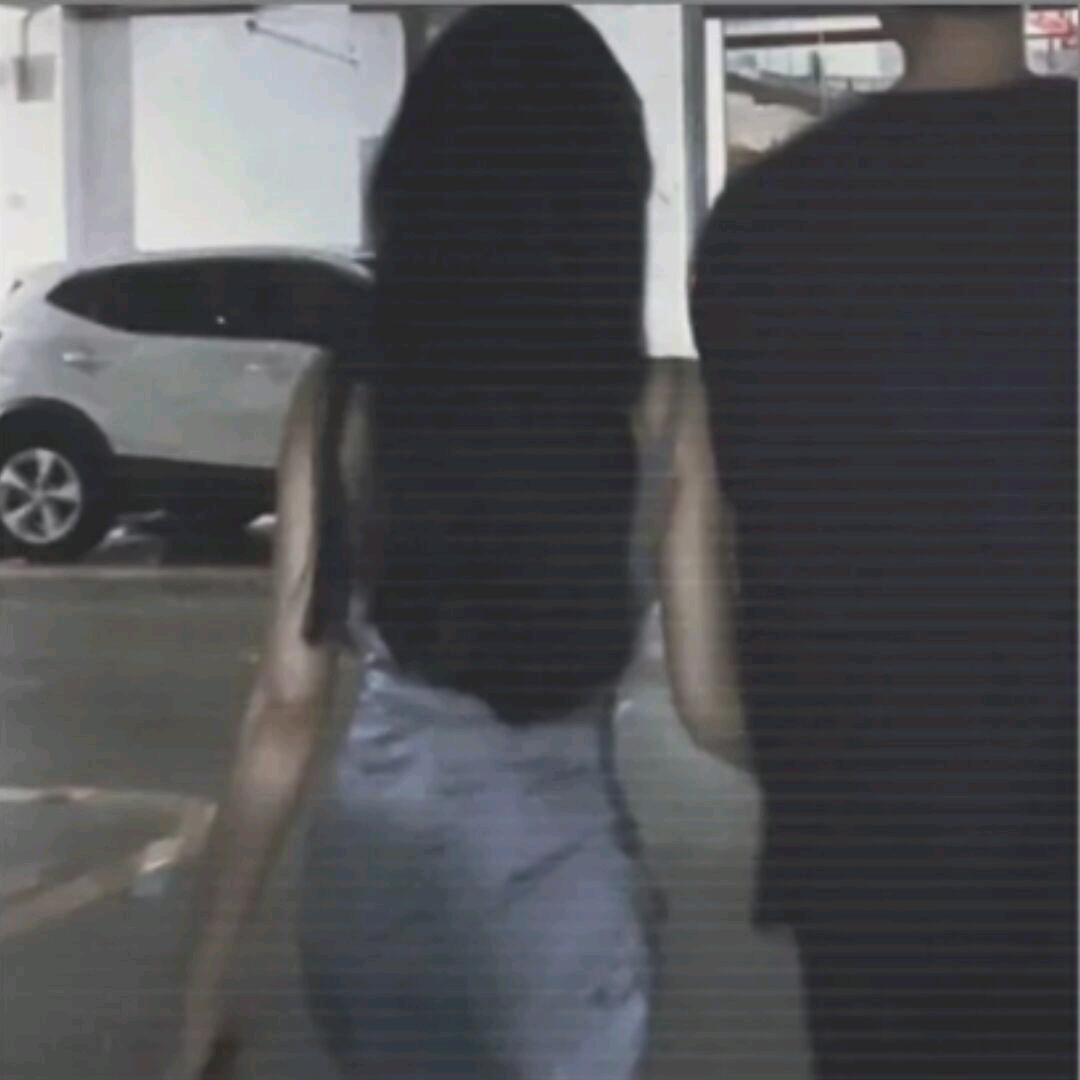 臣服