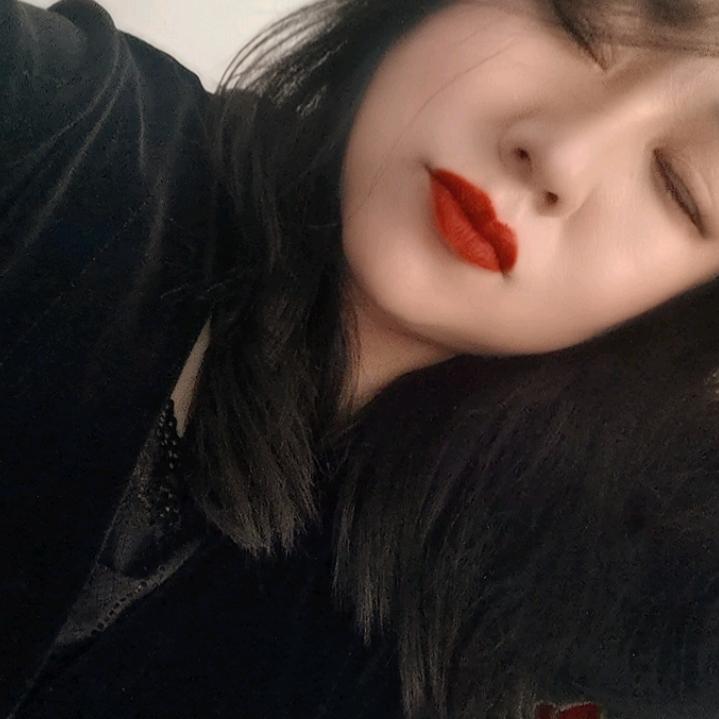 Miss.白大小姐