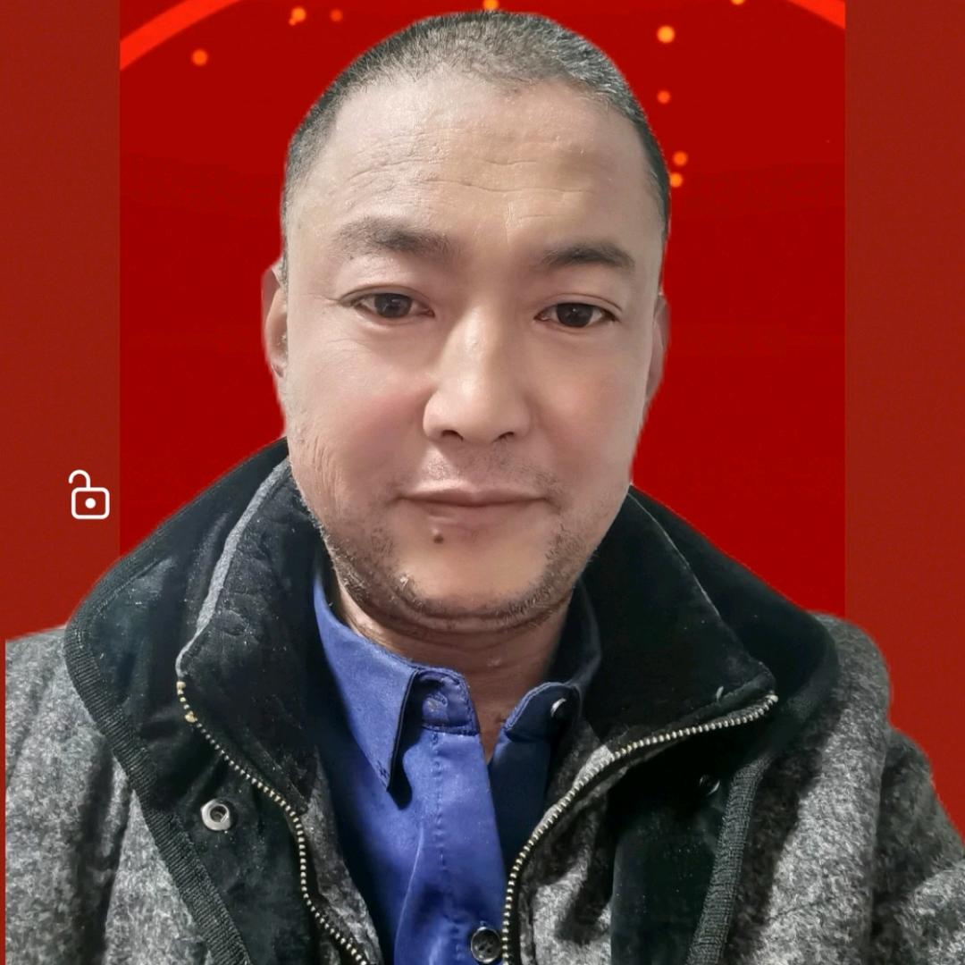 隆隆哥1  @隆隆哥开播号在主页
