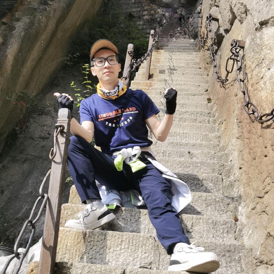 欧阳的小卖铺