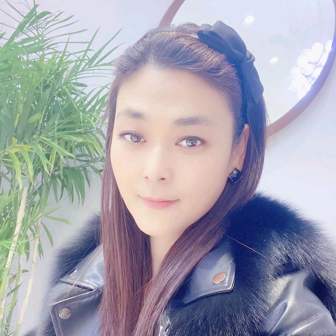 娜~~耀眼的阳光