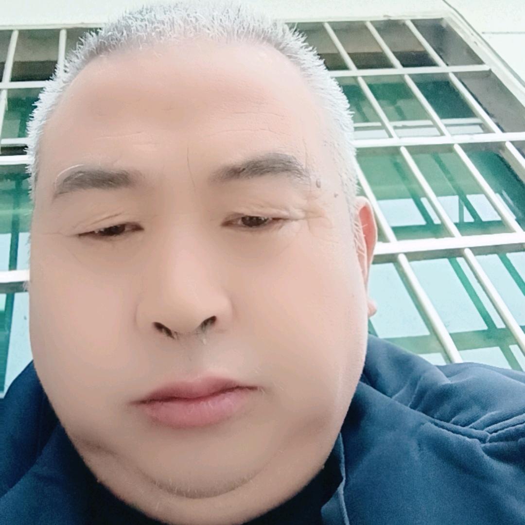 颜克培