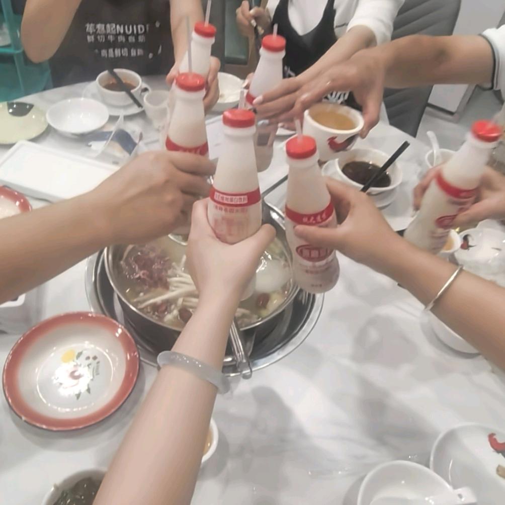 䒜niu)㤫(de)起自助火锅Sindy