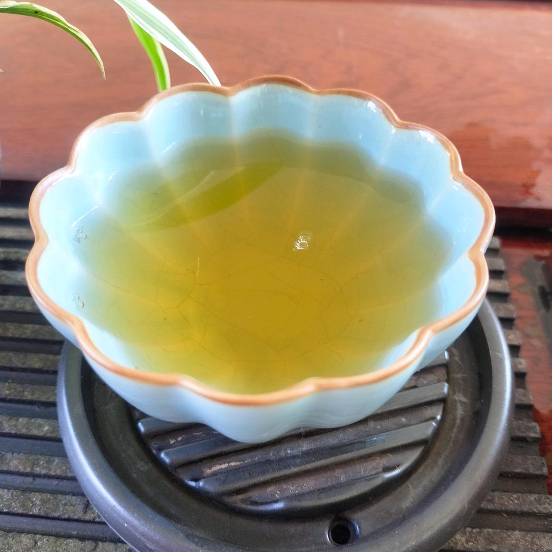 《象明》彝家女啰