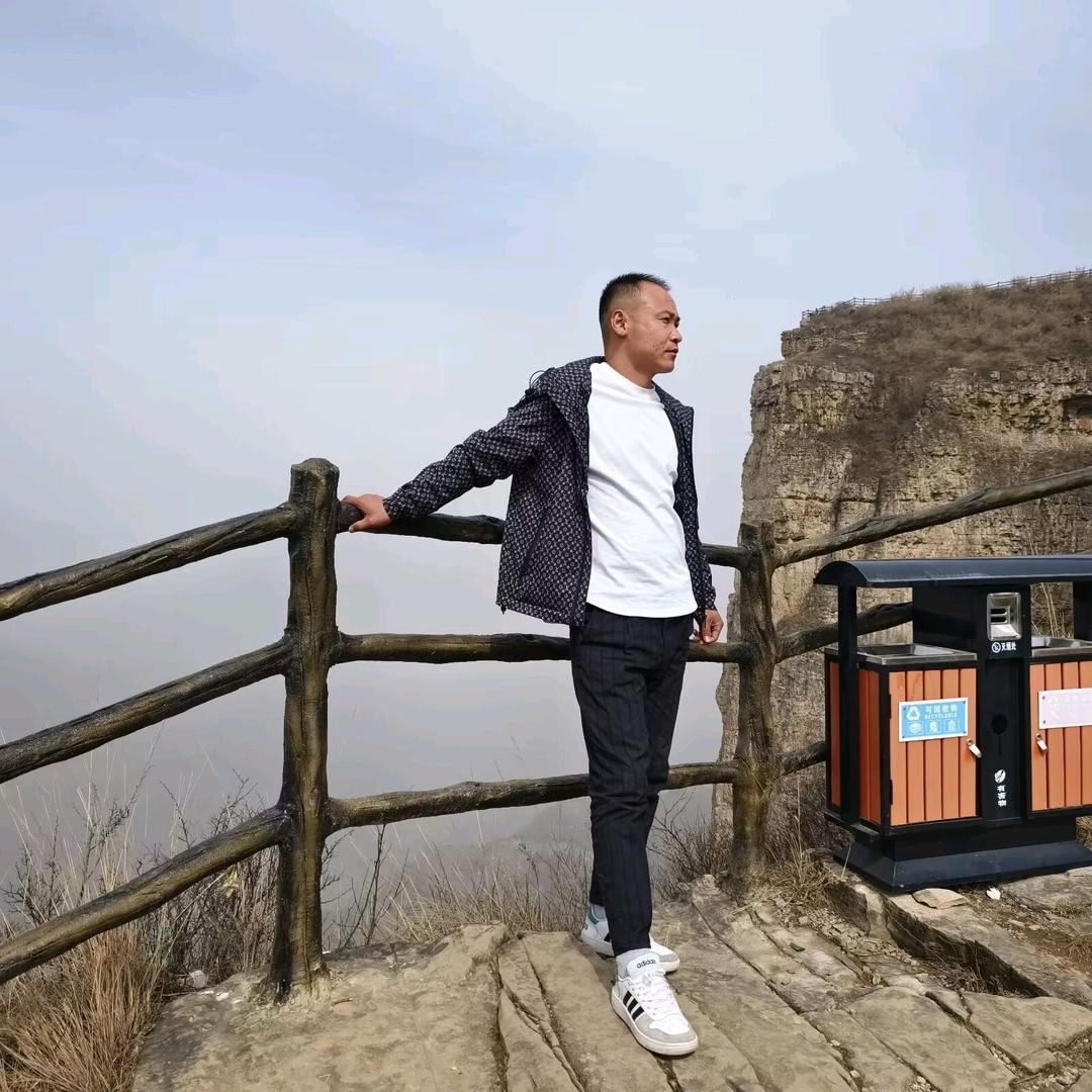 靳大叔