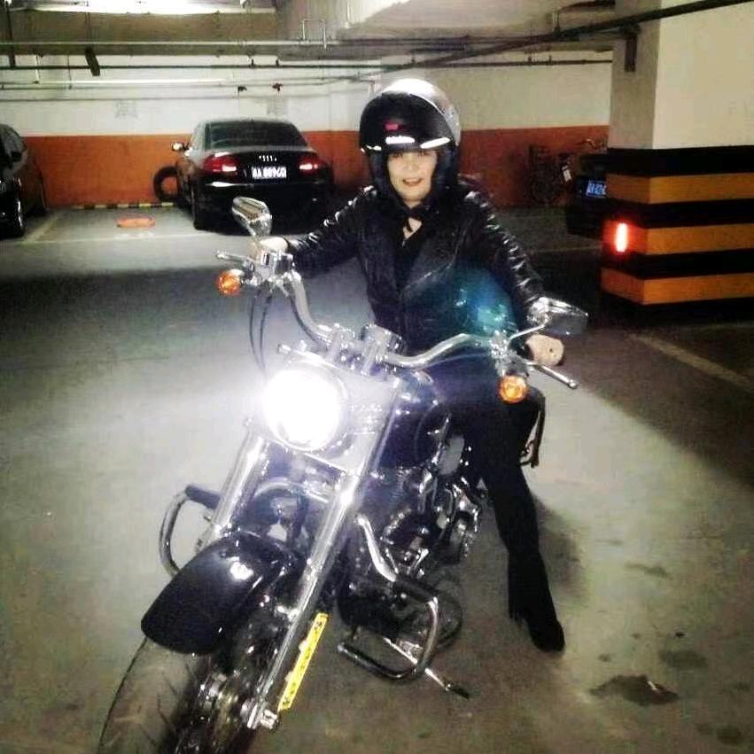 瑛子  有关必回  感谢关注的朋友