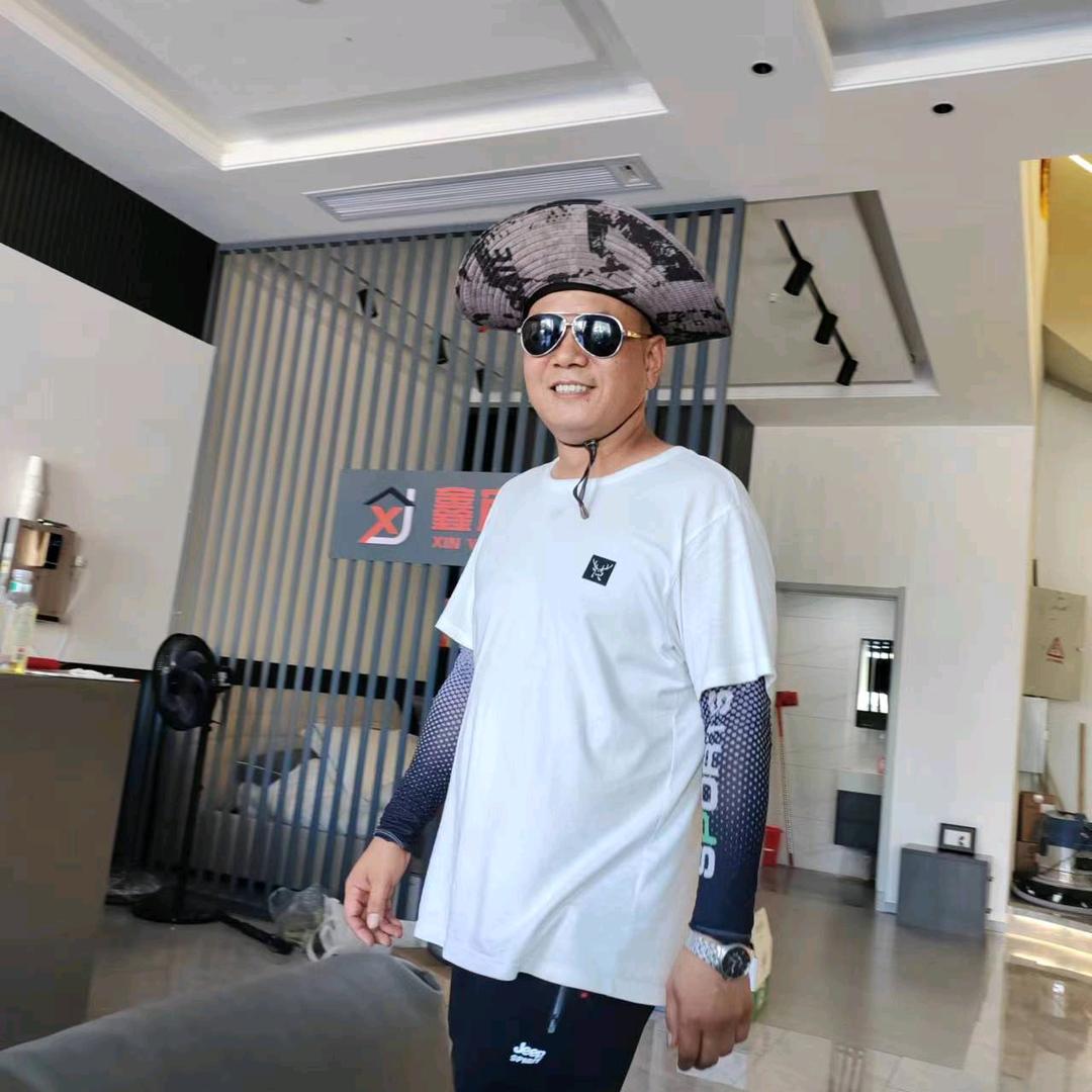 唯绣木门