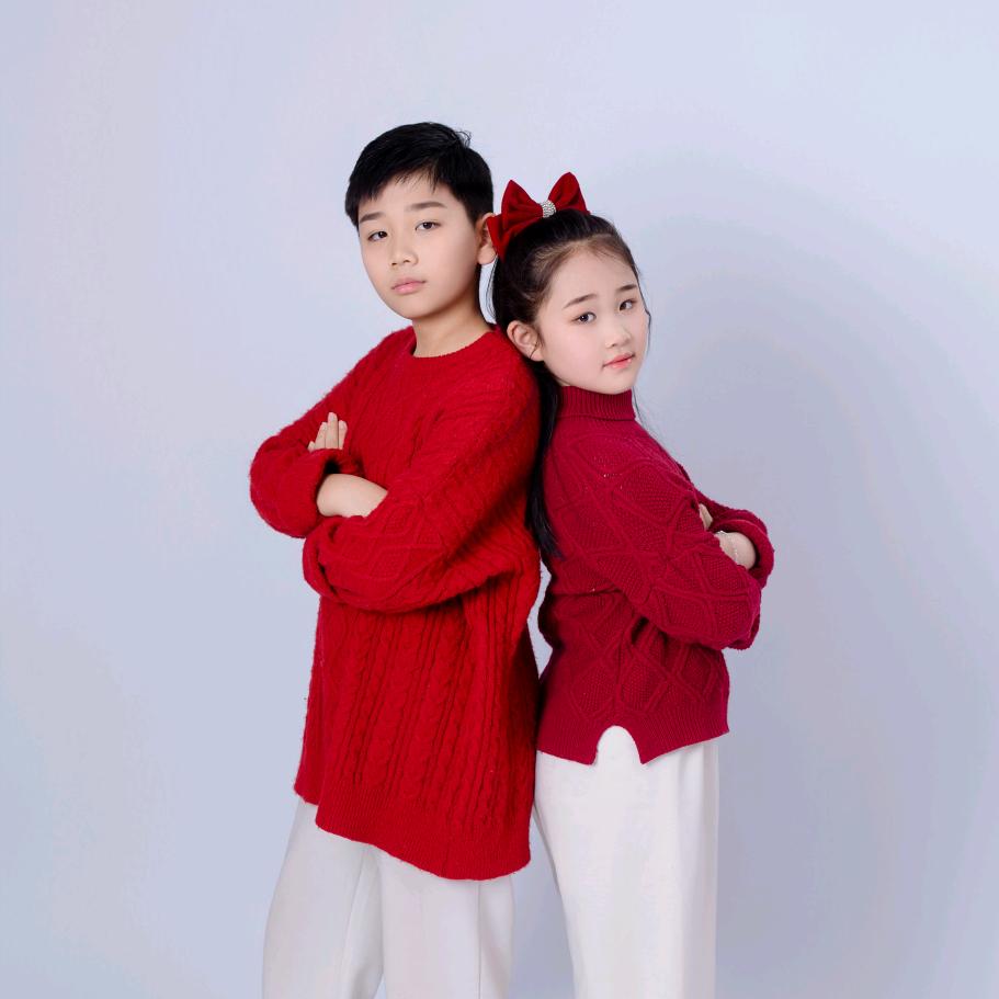 幸福的四口之家