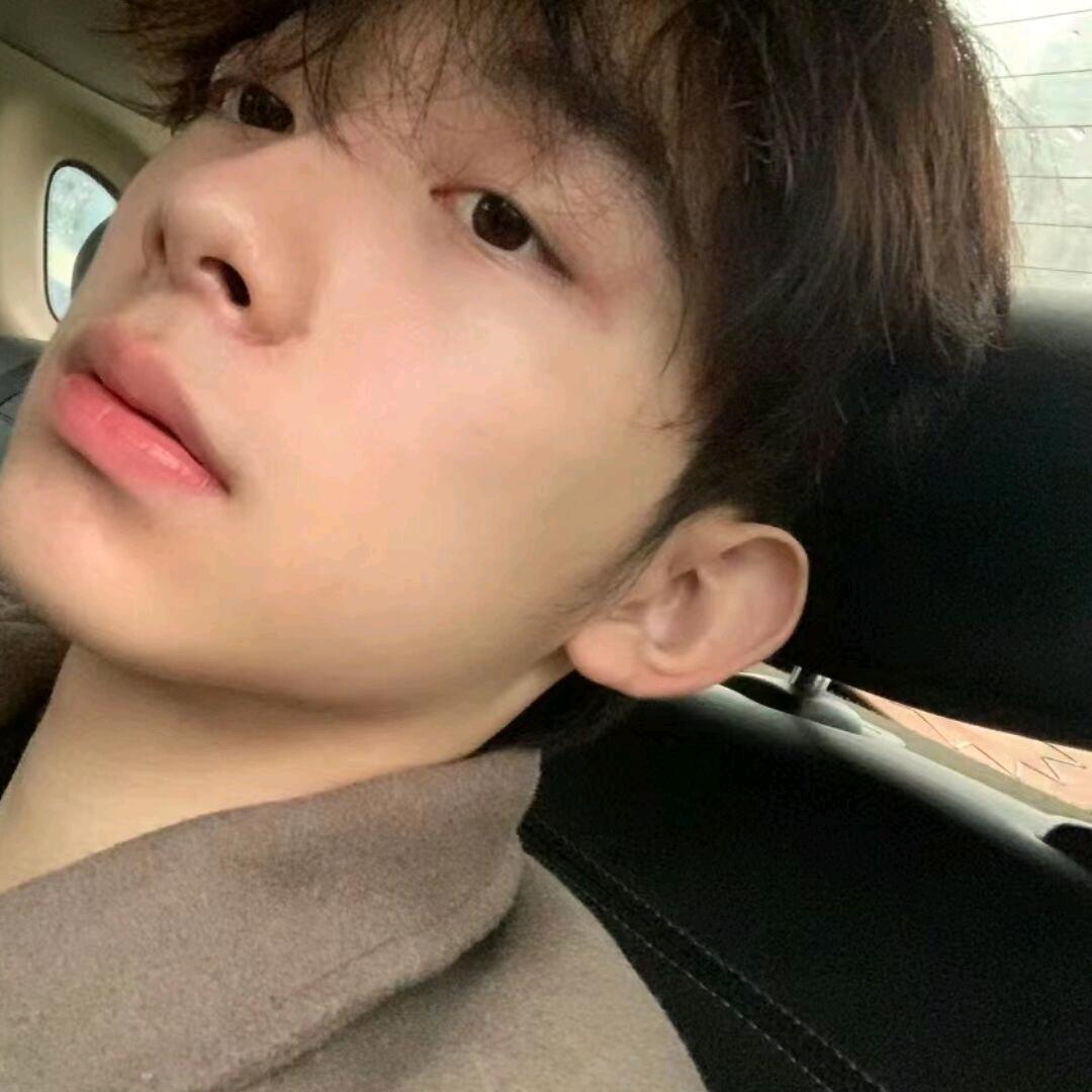 小y
