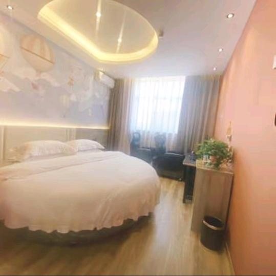 德莱特轻奢智能酒店欢迎您😘