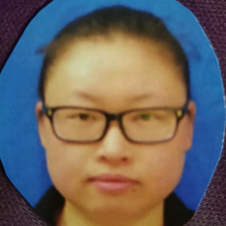 张馨俨秭