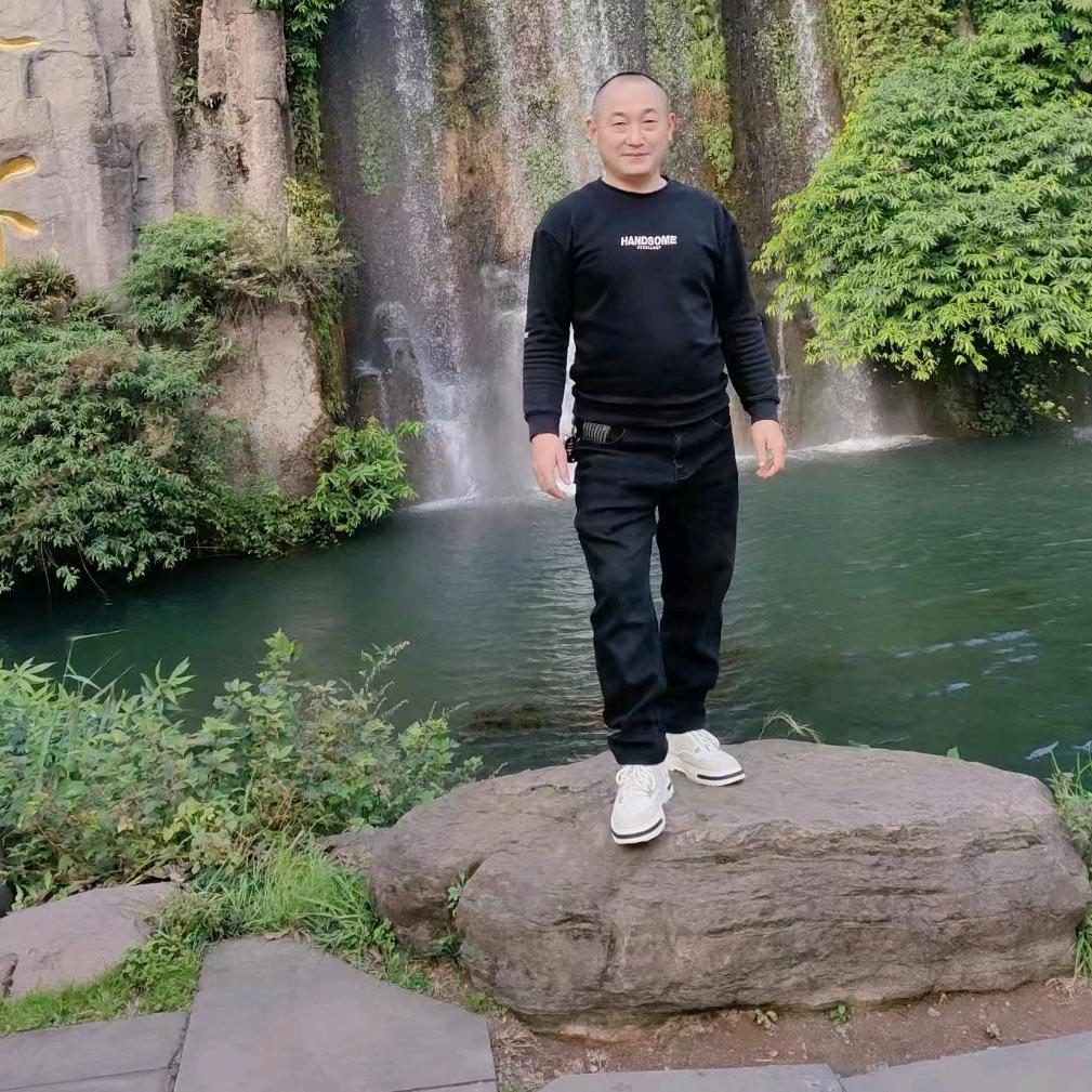 忠情一生所爱