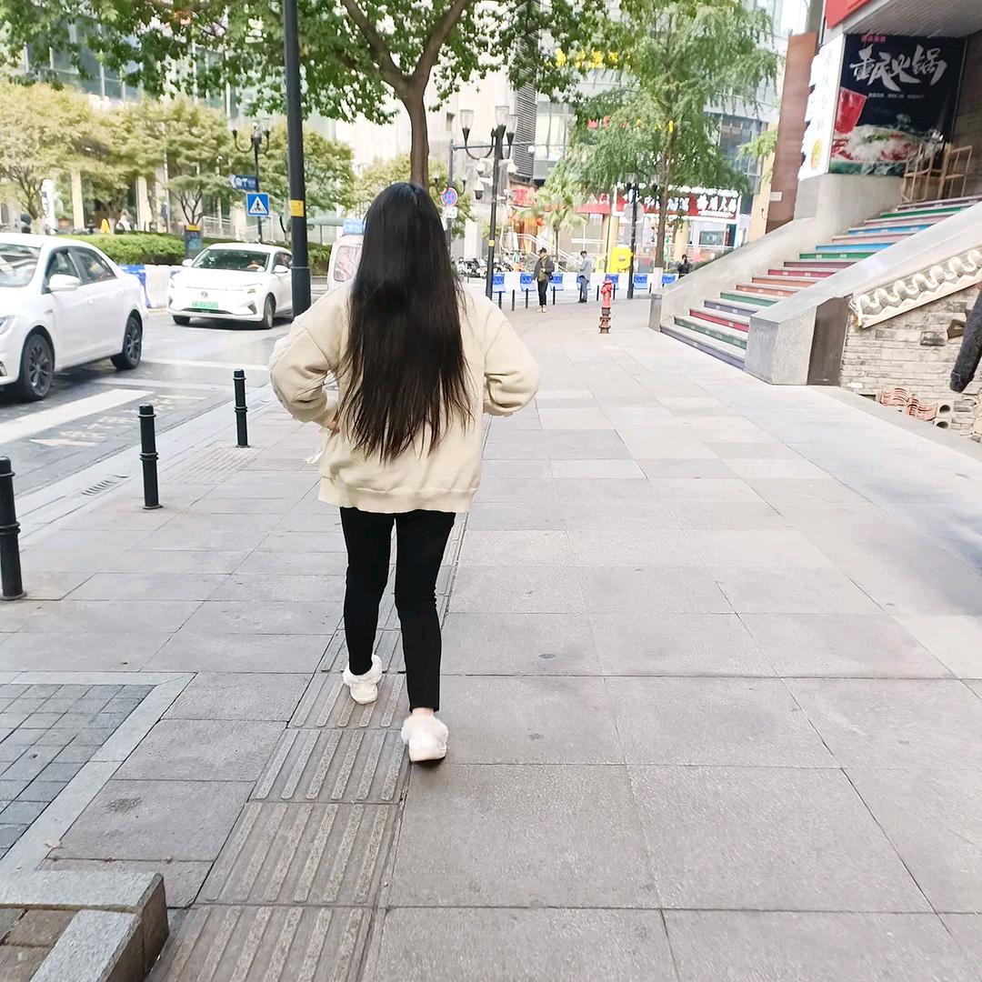 一个人独来独往很快乐🍁