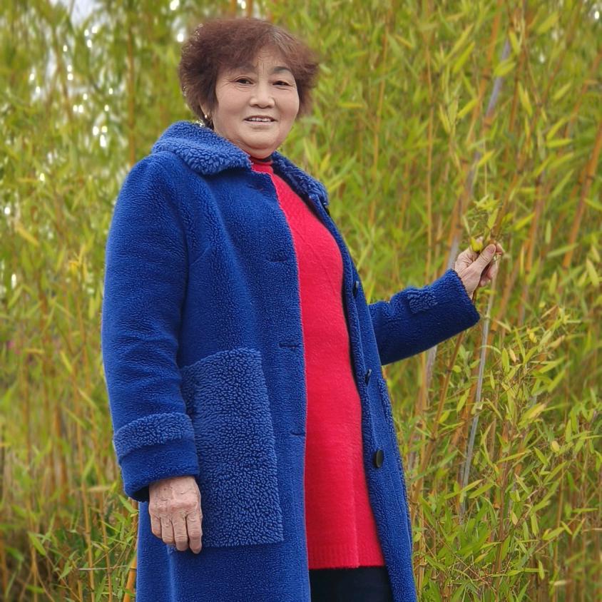 芳姐，