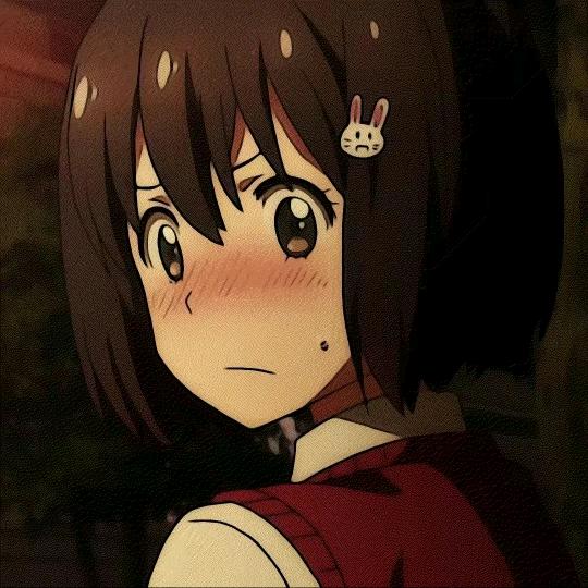 黄+欣是谁