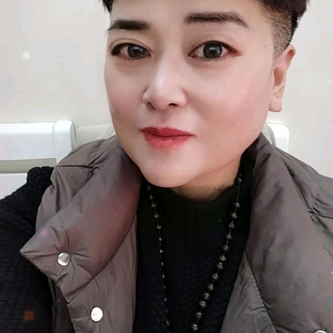 和硕汤姆首艺美发店（假发定制）